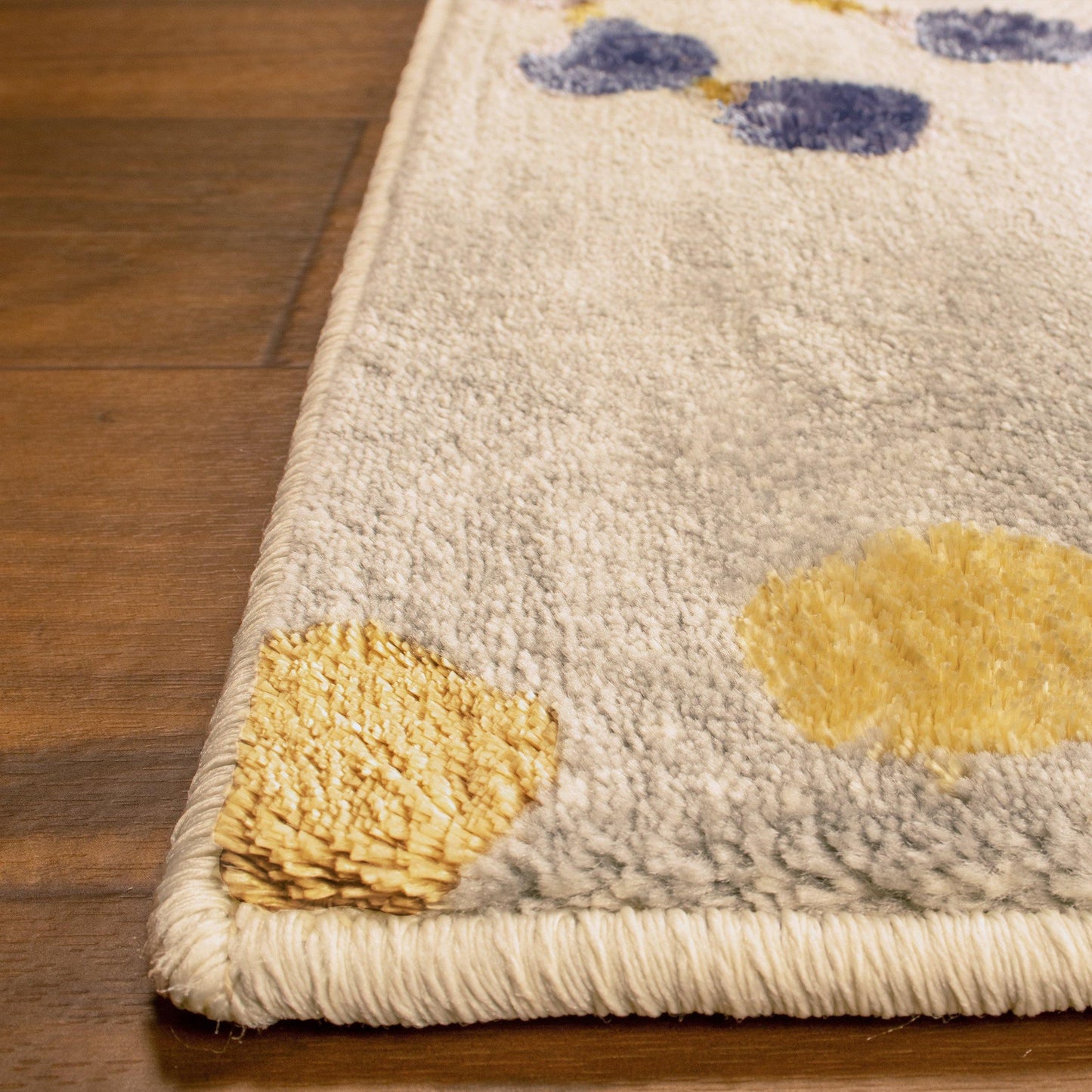 Adsila Modern Floral Iridescent Rug FredCo