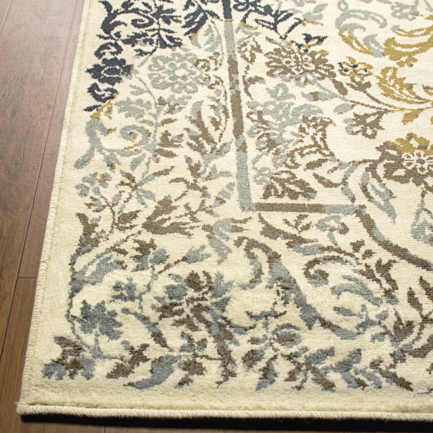 Ariza Oriental Traditional Floral Rug FredCo