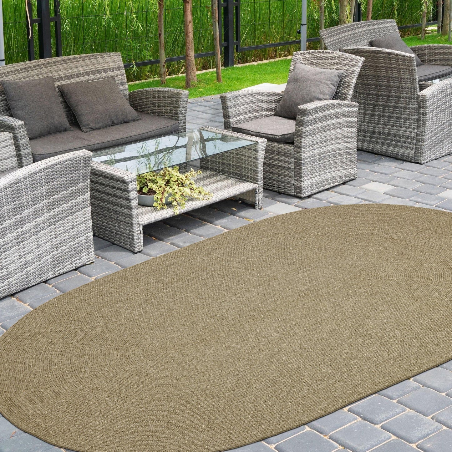 Braided Outdoor Reversible Solid Oval/Round Rug FredCo