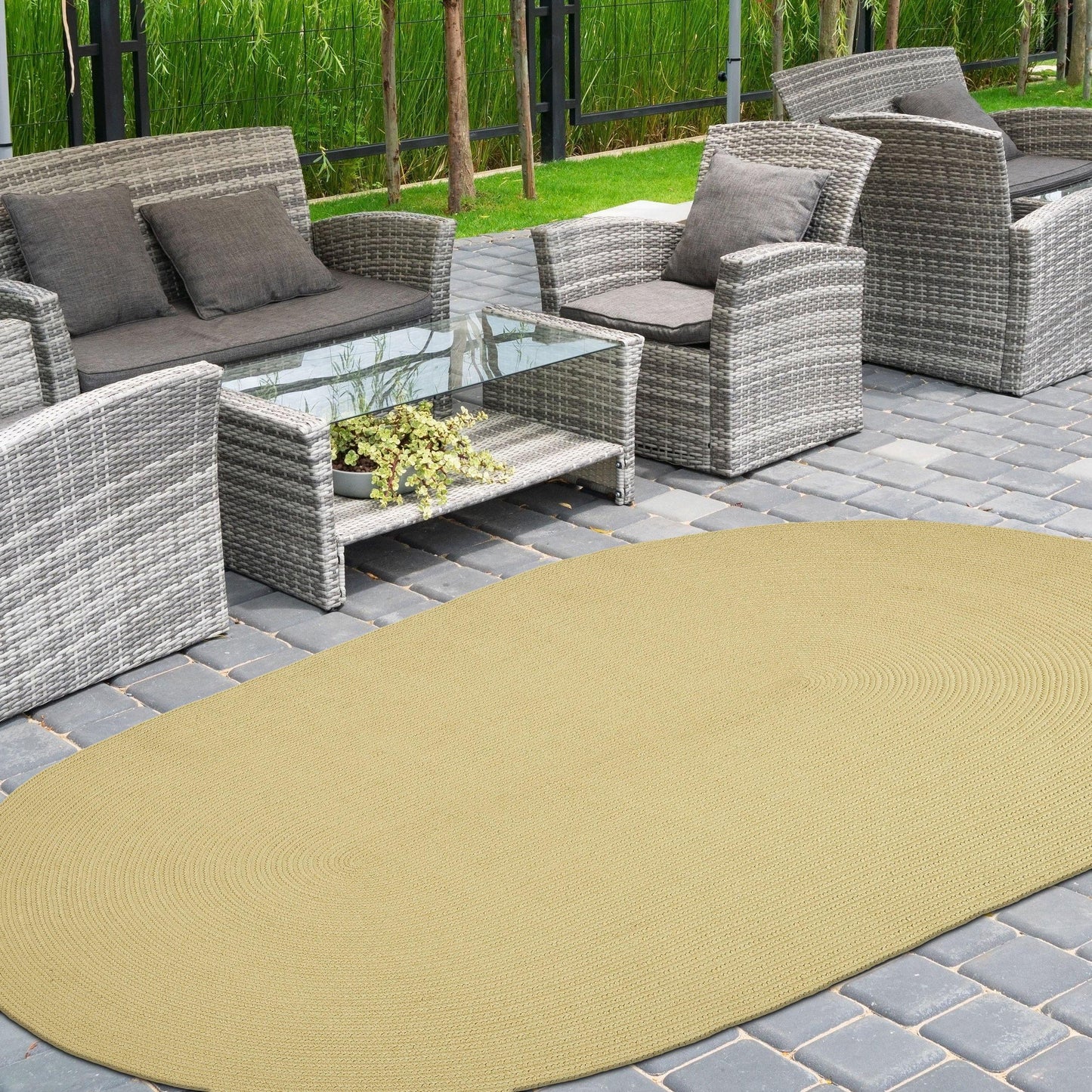 Braided Outdoor Reversible Solid Oval/Round Rug FredCo