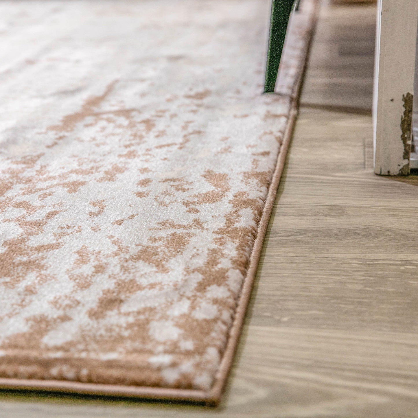 Briony Modern Floral Rug FredCo