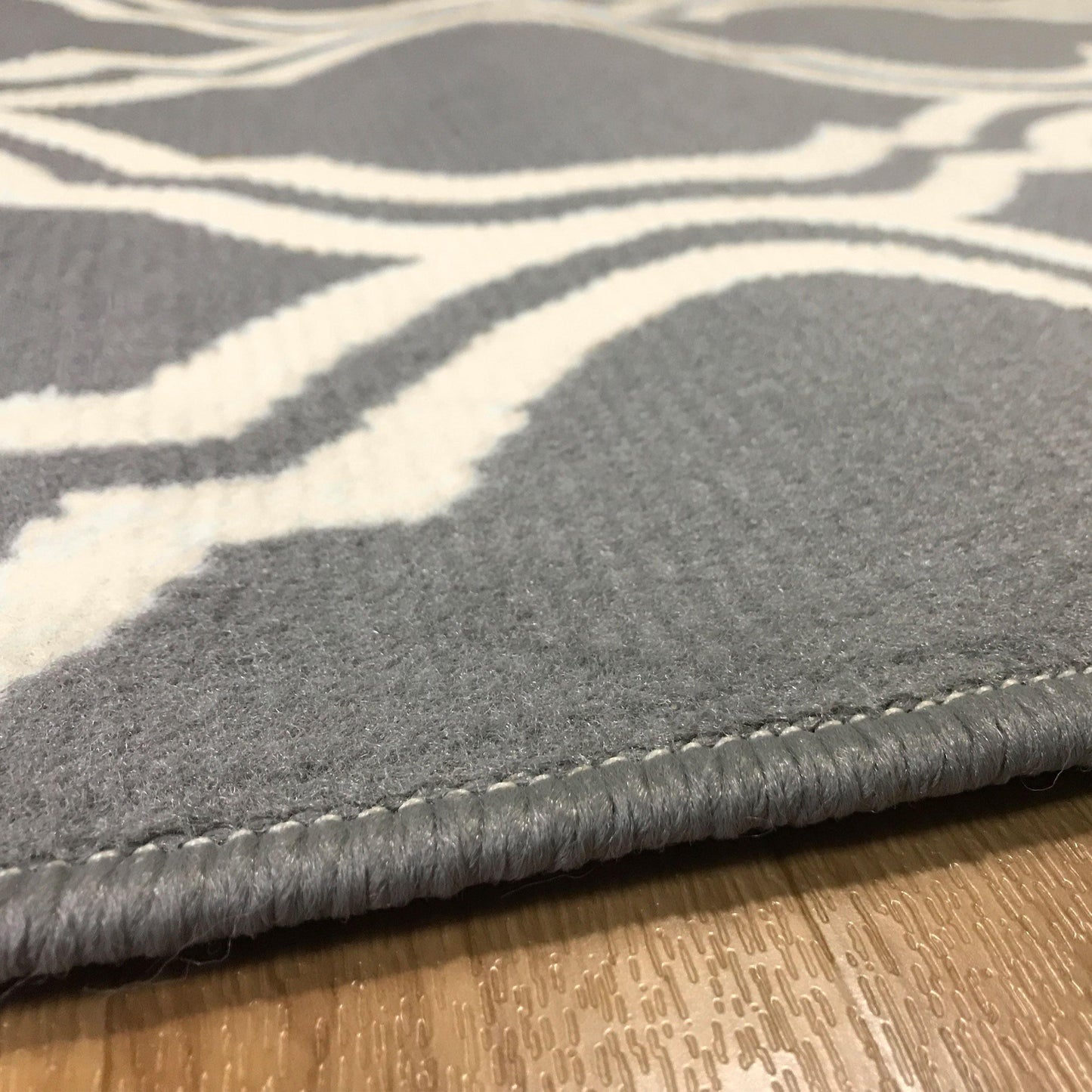 Double-Trellis Contemporary Lattice Rug FredCo
