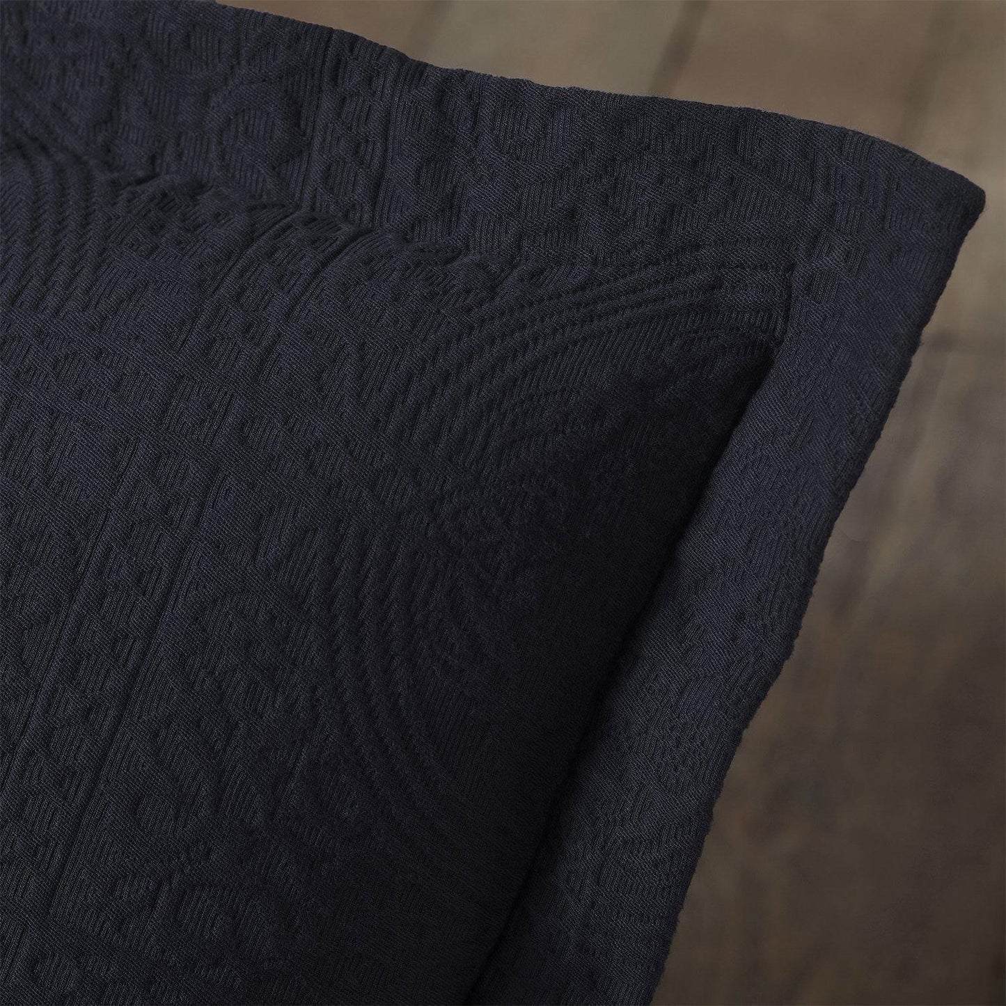 Fleur De Lis 100% Cotton Jacquard Matelassé Bedspread Set FredCo