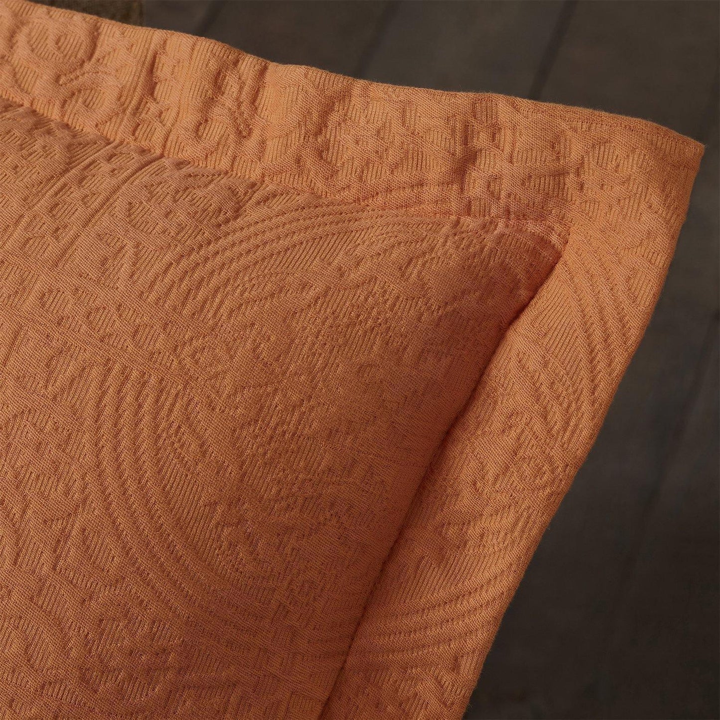Fleur De Lis 100% Cotton Jacquard Matelassé Bedspread Set FredCo