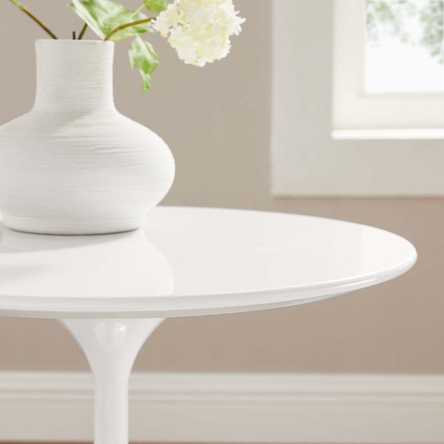 Lippa 20" Round Side Table, EEI-5678 FredCo