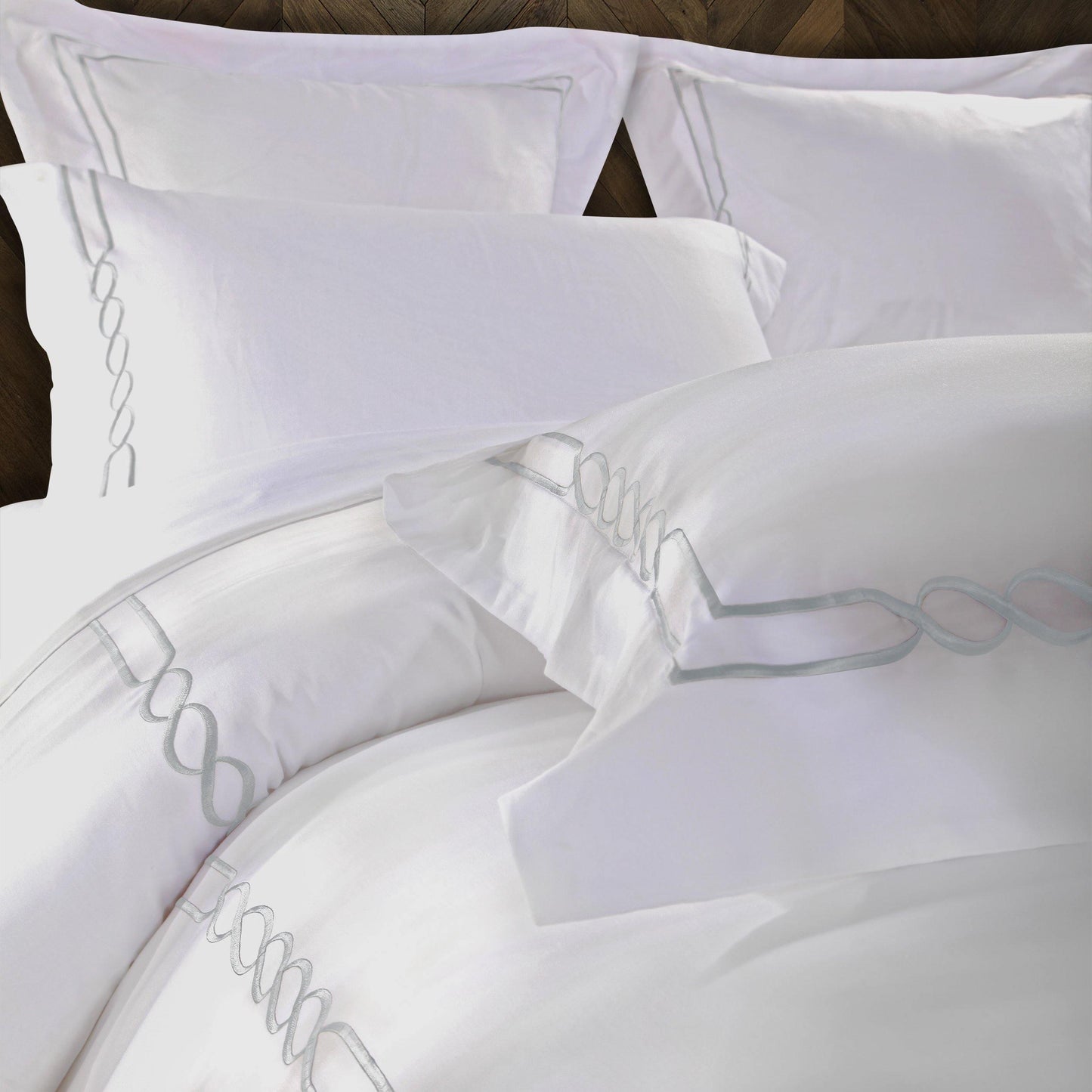 Lorenz 100% Cotton Embroidered Duvet Cover and Pillow Sham Set FredCo