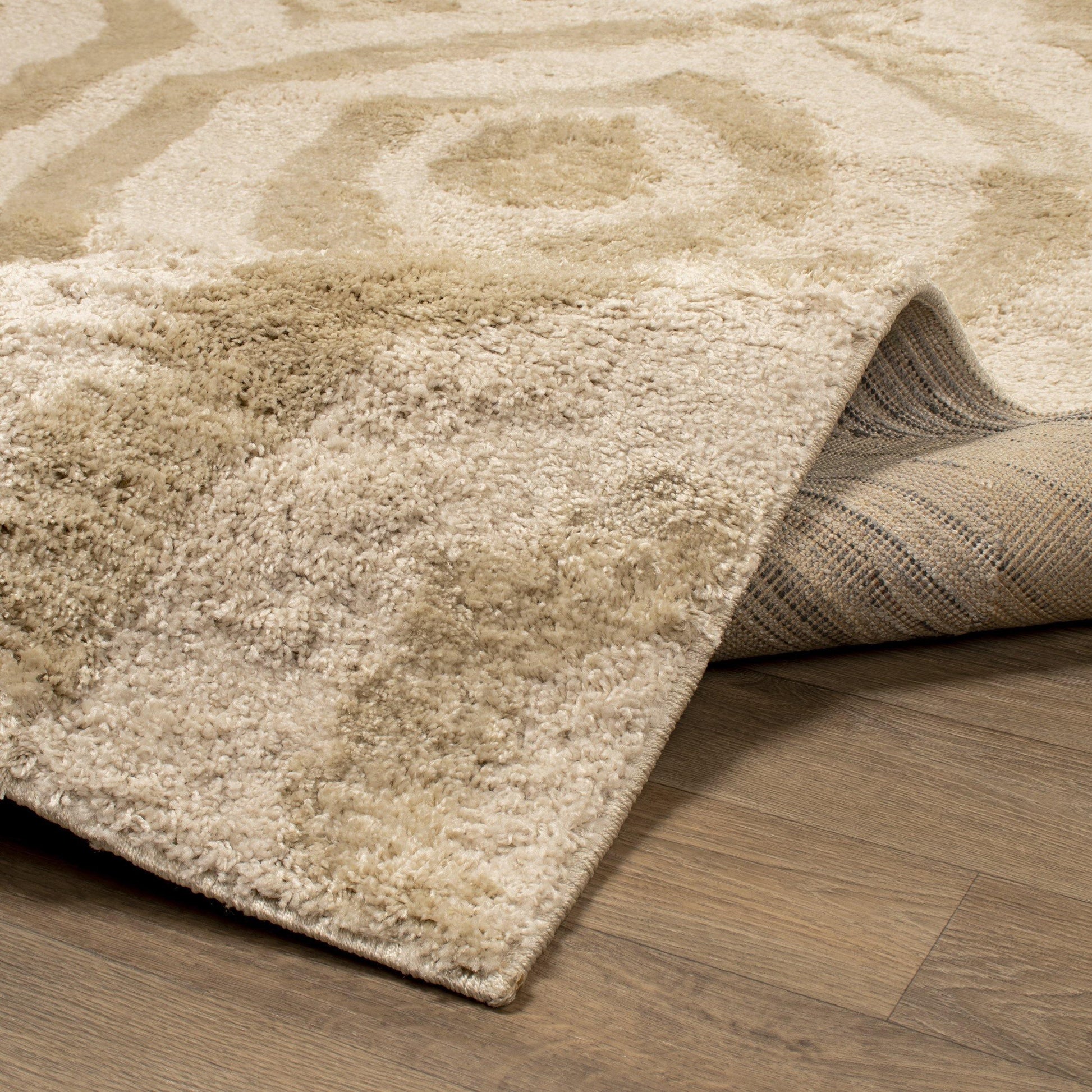 Lucille Rug, Diamond Pattern, Transitional, Jute Backing FredCo