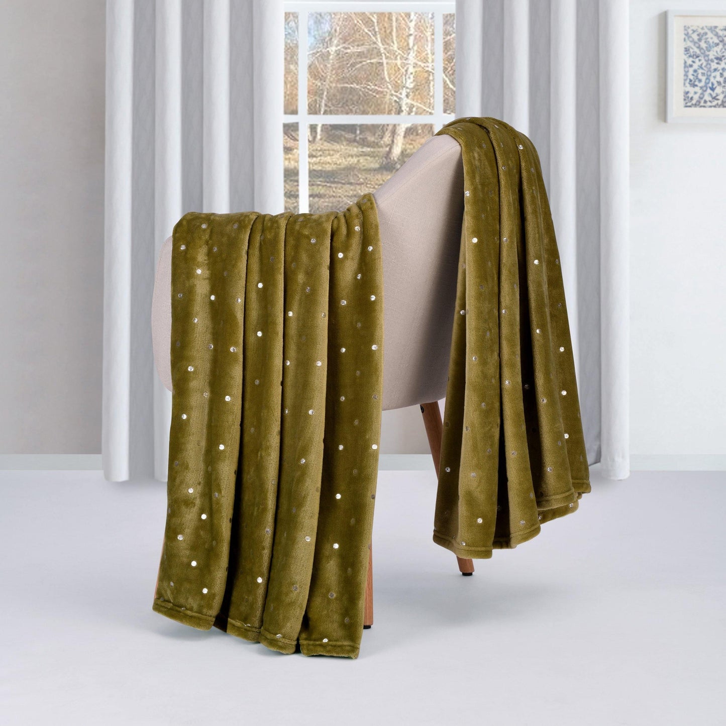 Metallic Polka Dot Print Fleece Throw Blanket FredCo