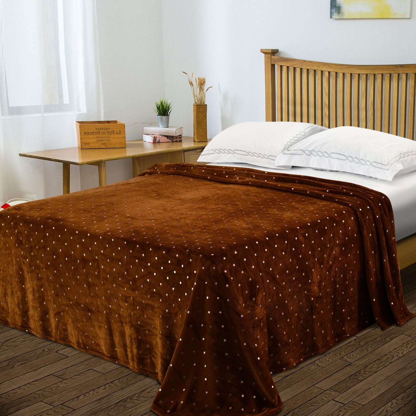 Metallic Polka Dot Print Fleece Throw Blanket FredCo