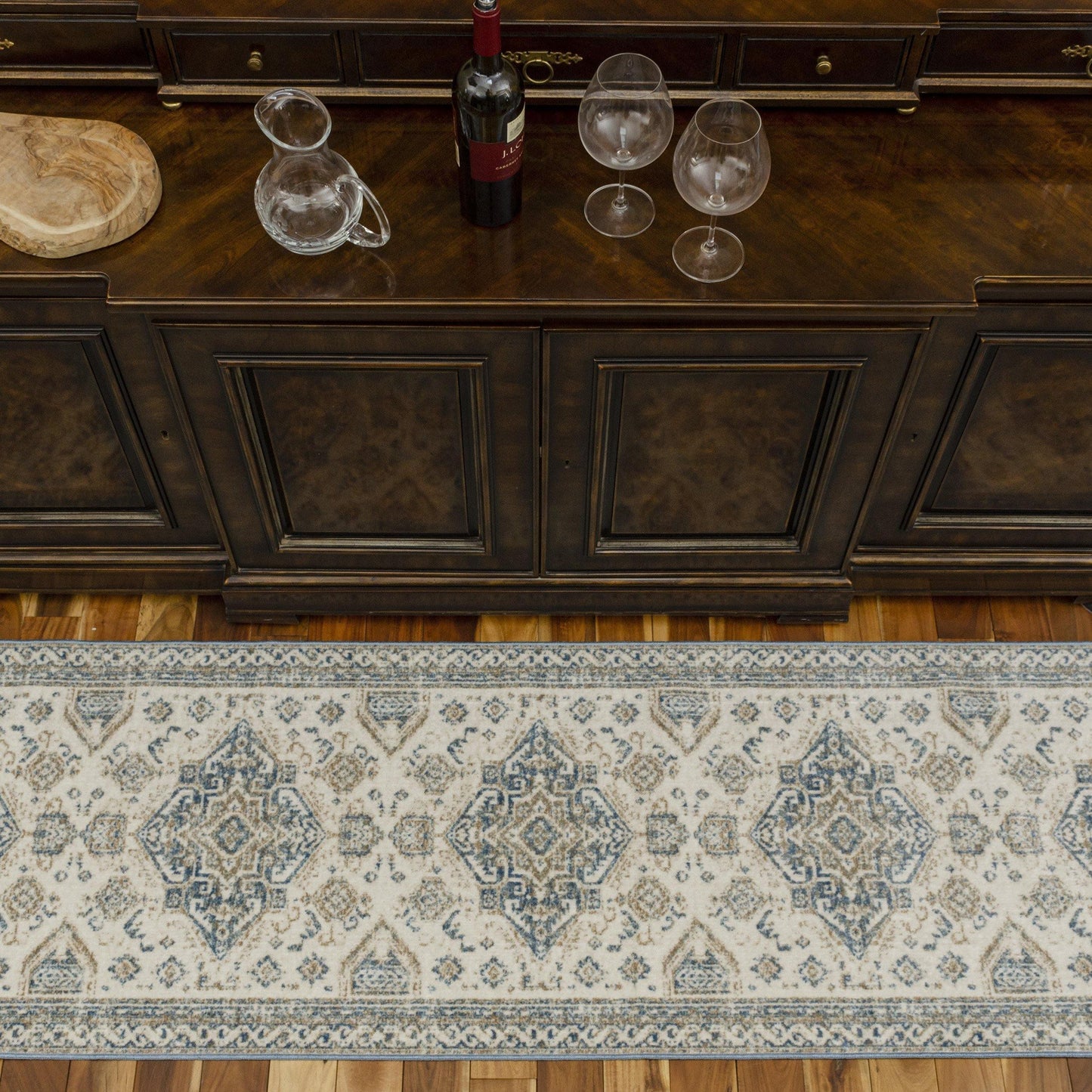Semira Transitional Damask Medallion Indoor Area Rug FredCo