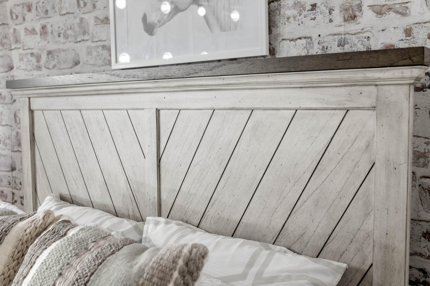 Steve Silver Bear Creek - Queen Bed - Whitewashed Gray BC900-QBED FredCo