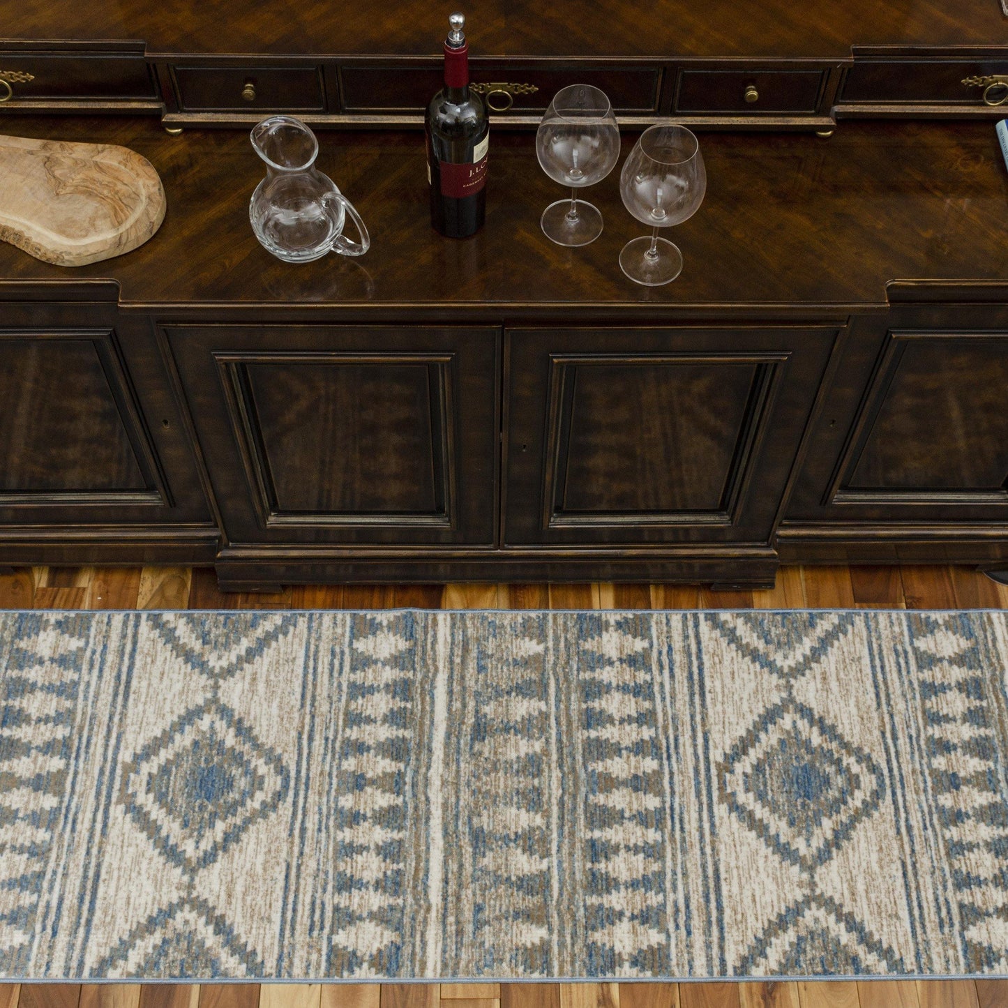 Tobey Southwestern Aztec Geometric Indoor Area Rug FredCo