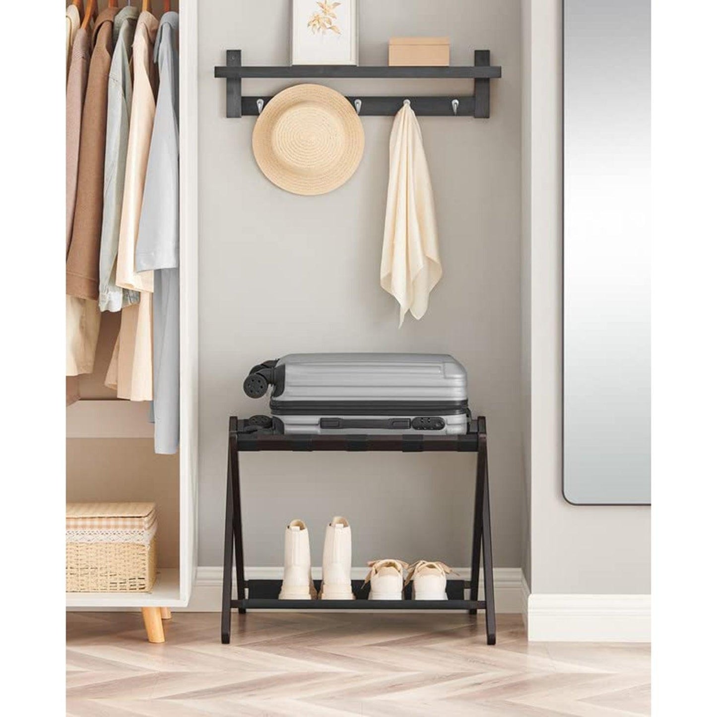 Wood Luggage Rack FredCo