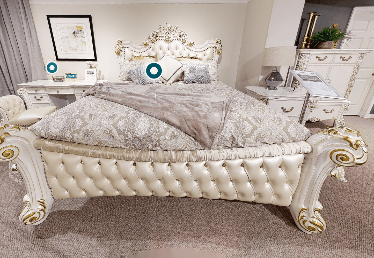 ACME Vendom Queen Bed, PU & Antique Pearl Finish FredCo