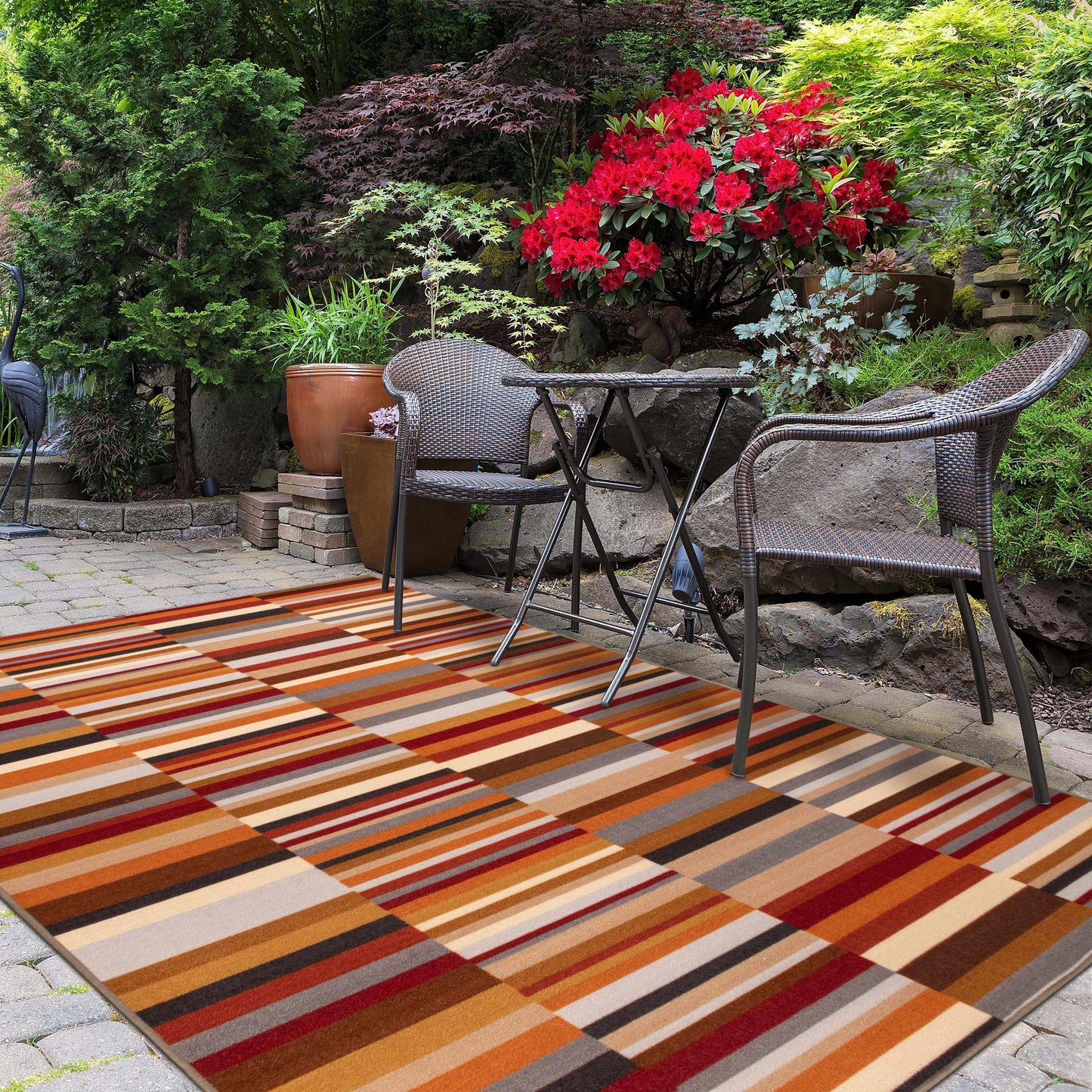 Arden Non-Slip Foldable Weather Resistant Modern Outdoor Rug FredCo