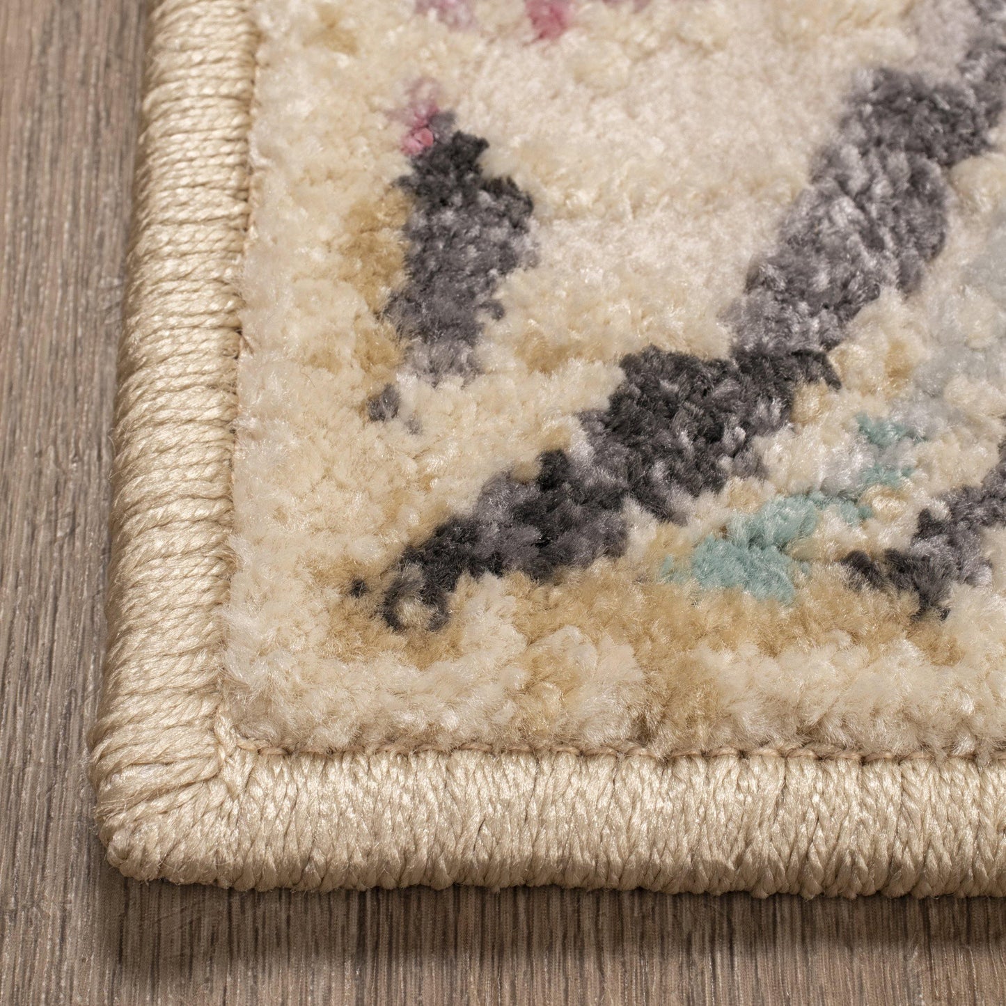 Ceyone Contemporary Floral Rug FredCo