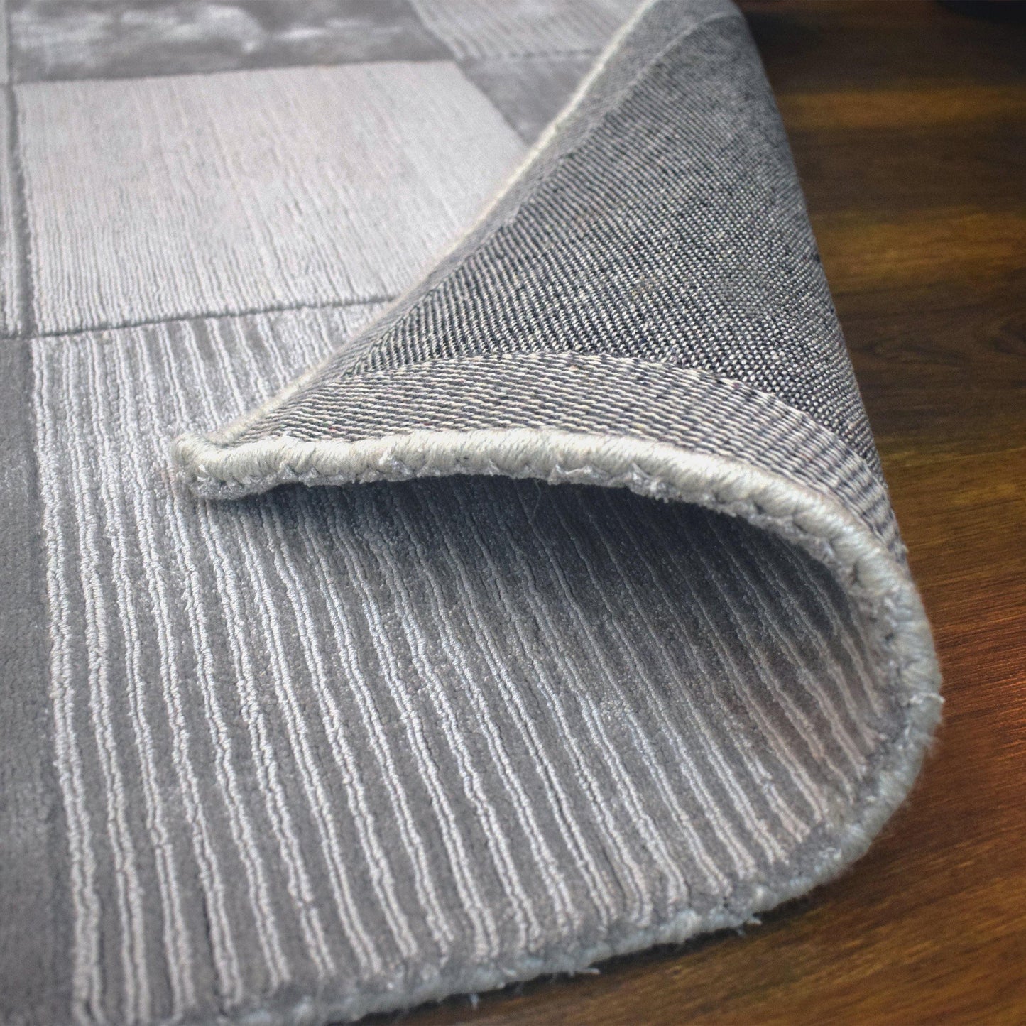 Checkered Modern Hand-Woven Viscose Rug FredCo