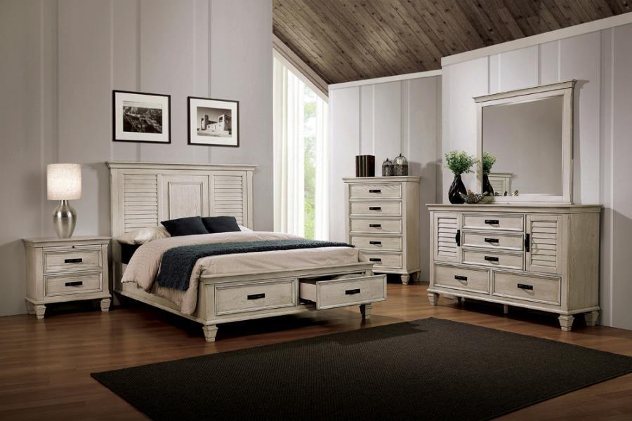 Franco 5-piece Eastern King Storage Bedroom Set Antique White Coaster FredCo