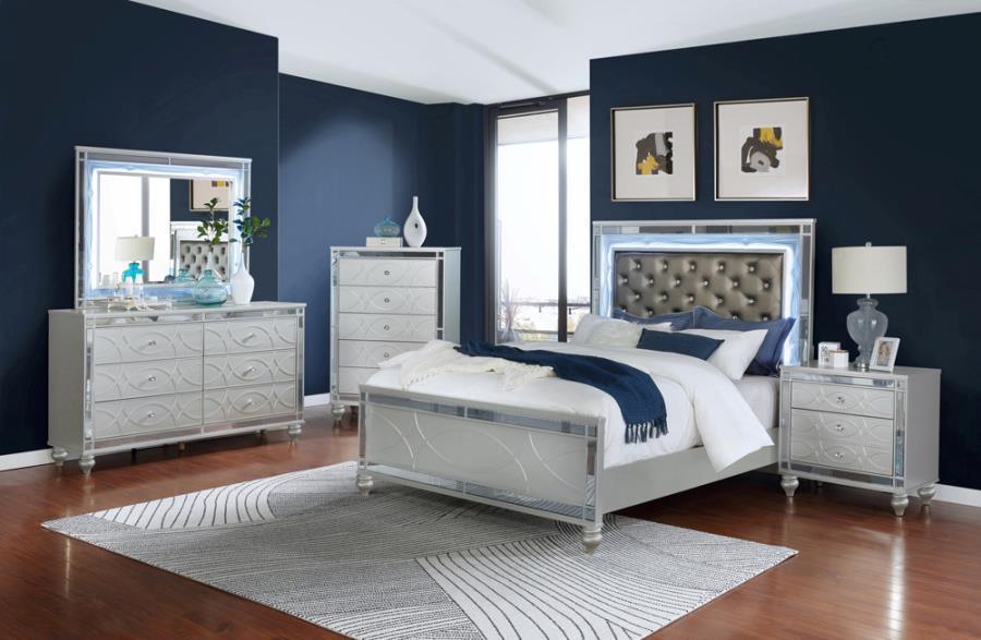 Gunnison 4-piece Eastern King Bedroom Set with LED Lighting Silver Metallic Coaster FredCo
