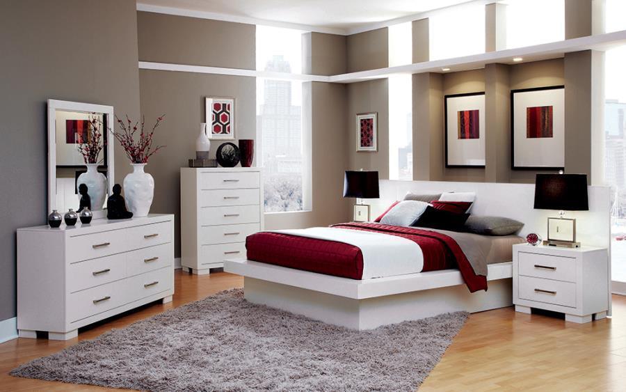 Jessica Bedroom Set with Nightstand Panels White Coaster Queen, 5 Piece FredCo