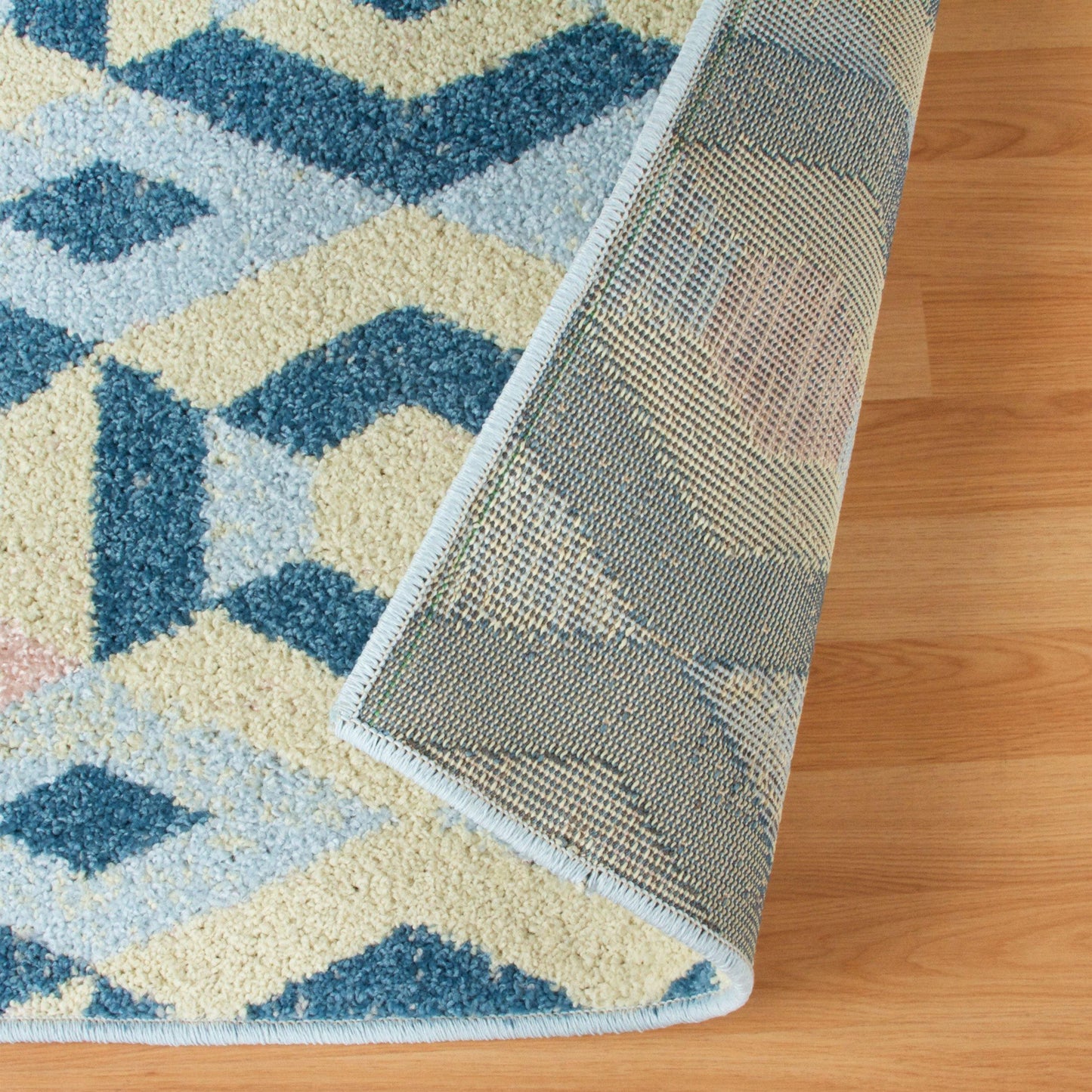 Polygon Retro Diamond Geometric Rug FredCo