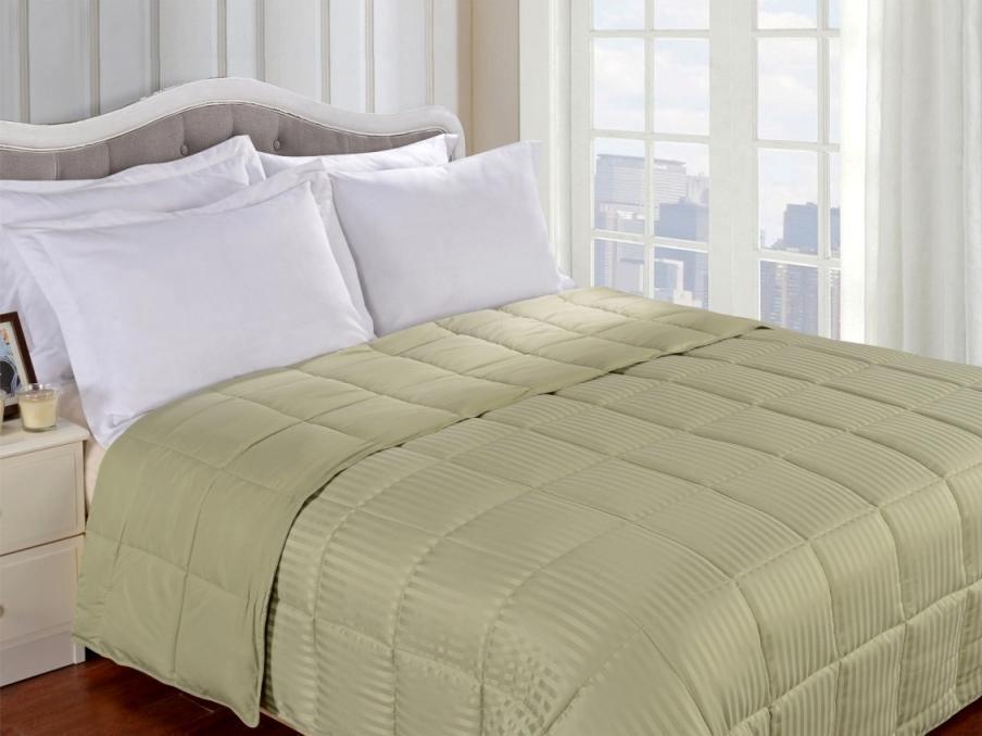 Reversible Solid and Stripes Lightweight Microfiber Comforter Blanket FredCo