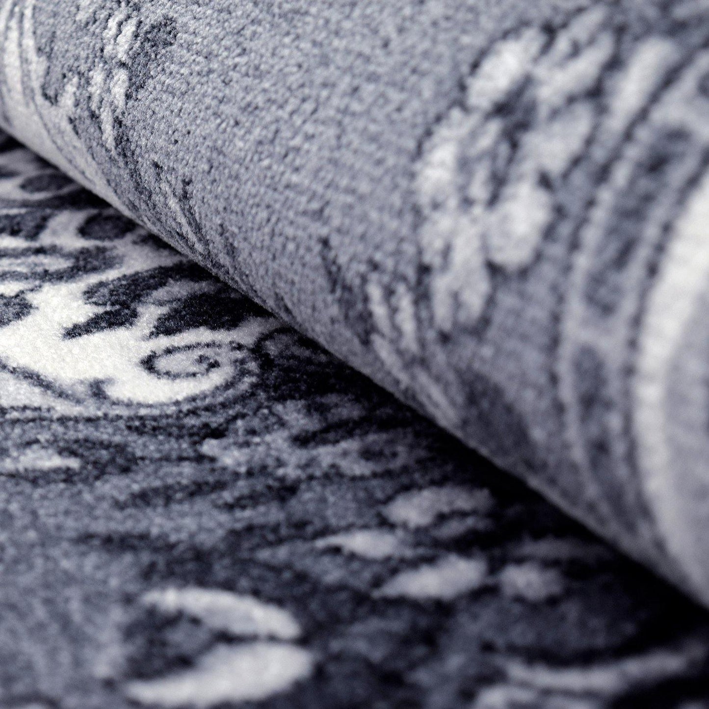 Seraphina Non-Slip Foldable Vintage Floral Rug FredCo