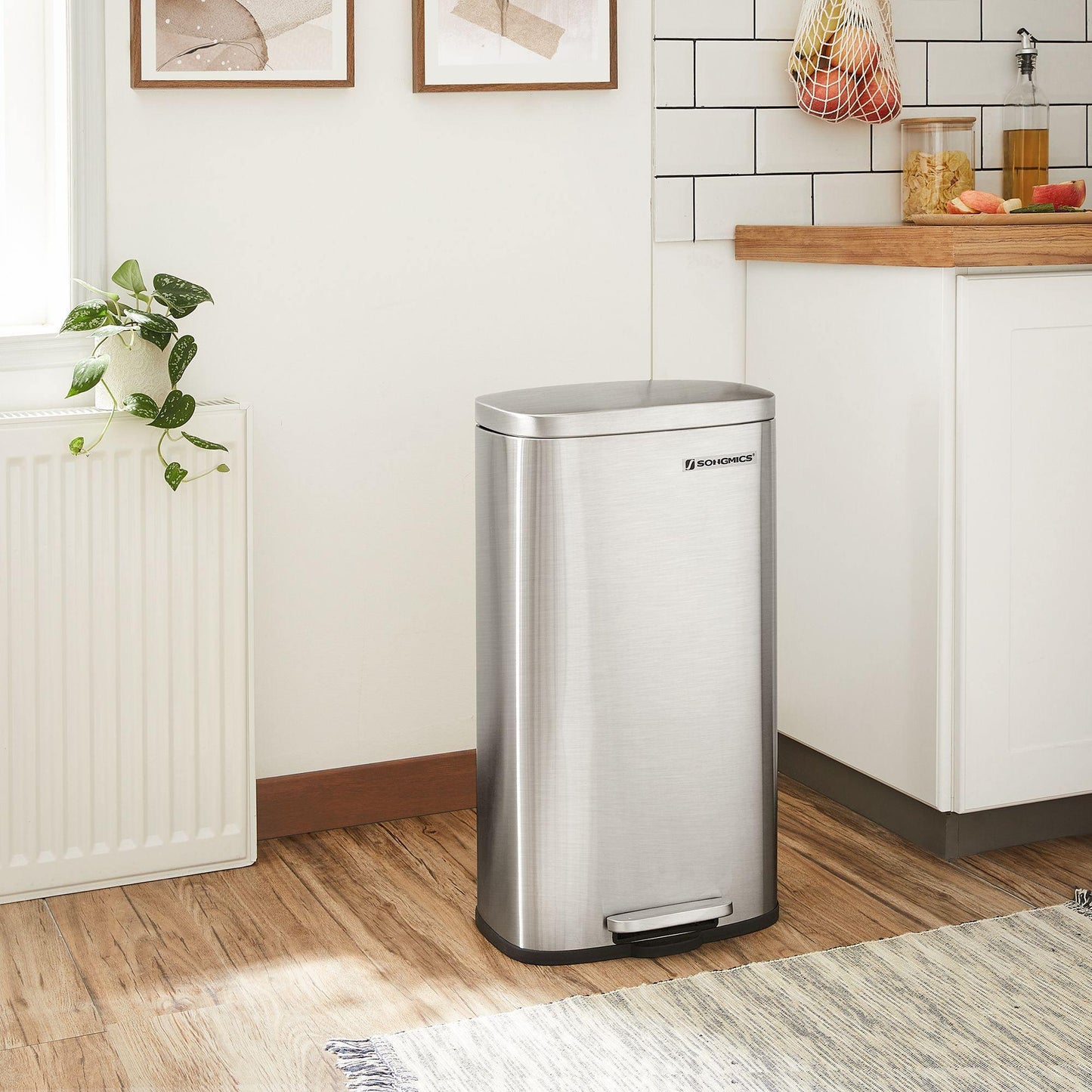 Silver Step-Open Trash Can with Plastic Inner Bucket FredCo