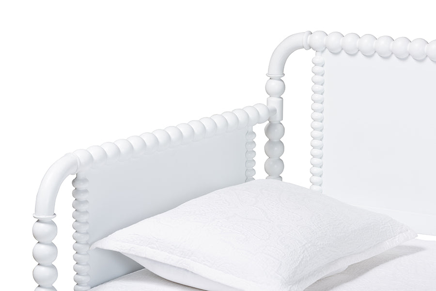 Baxton Studio Lucera Bobbin Daybed - Wooden Bed Frame with Turned Spindle Detailing, Classic Style Sofa Bed for Bedroom or Guest Room, Twin, White