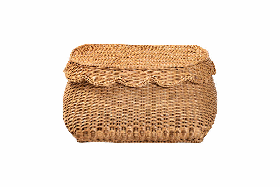 bali & pari Ayleen Natural Rattan Basket with Scalloped Lid - Handwoven Wicker Storage Box, Boho Coastal Home Decor, Small