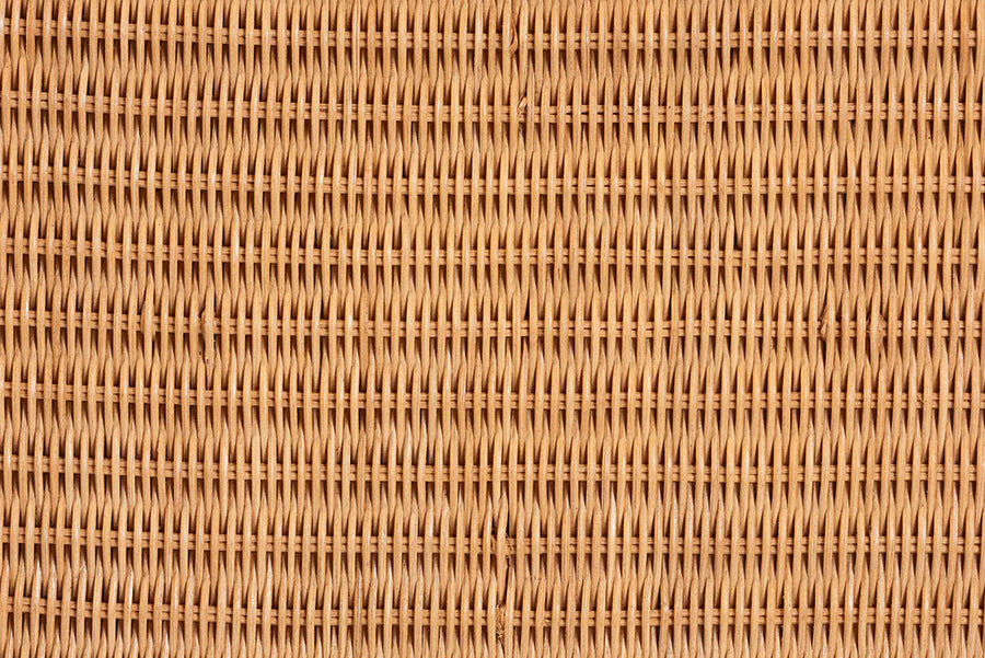 bali & pari Ayleen Natural Rattan Basket with Scalloped Lid - Handwoven Wicker Storage Box, Boho Coastal Home Decor, Medium