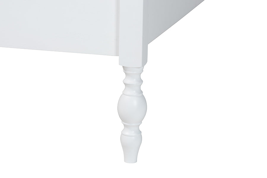 Baxton Studio Callison Spindle Platform Bed - Turned Farmhouse Bed Frame with Spoked Headboard and Sculpted Legs, White, Queen