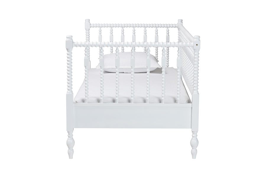 Baxton Studio Callison Spindle Daybed - Turned Farmhouse Sofa Bed with Spoked Frame Border for Living Room, Guest Room, or Kids Room, White, Twin