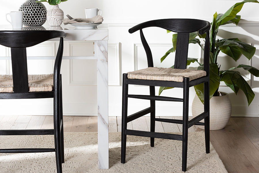 bali & pari Fika Wishbone Counter Stool with Handwoven Seagrass Seat - Mahogany Wood Frame Counter Height Seating for Kitchen Island or Dining Area, Black