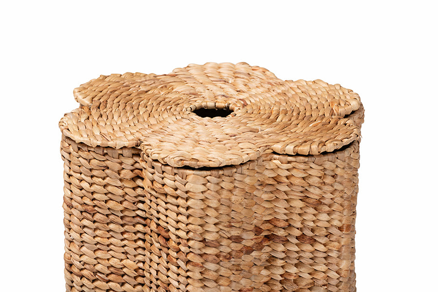 bali & pari Della Woven Seagrass Laundry Hamper - Handwoven Wicker Storage Basket with Scalloped Frame for Laundry Room or Bedroom