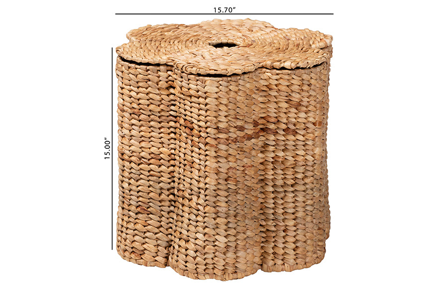 bali & pari Della Woven Seagrass Laundry Hamper - Handwoven Wicker Storage Basket with Scalloped Frame for Laundry Room or Bedroom