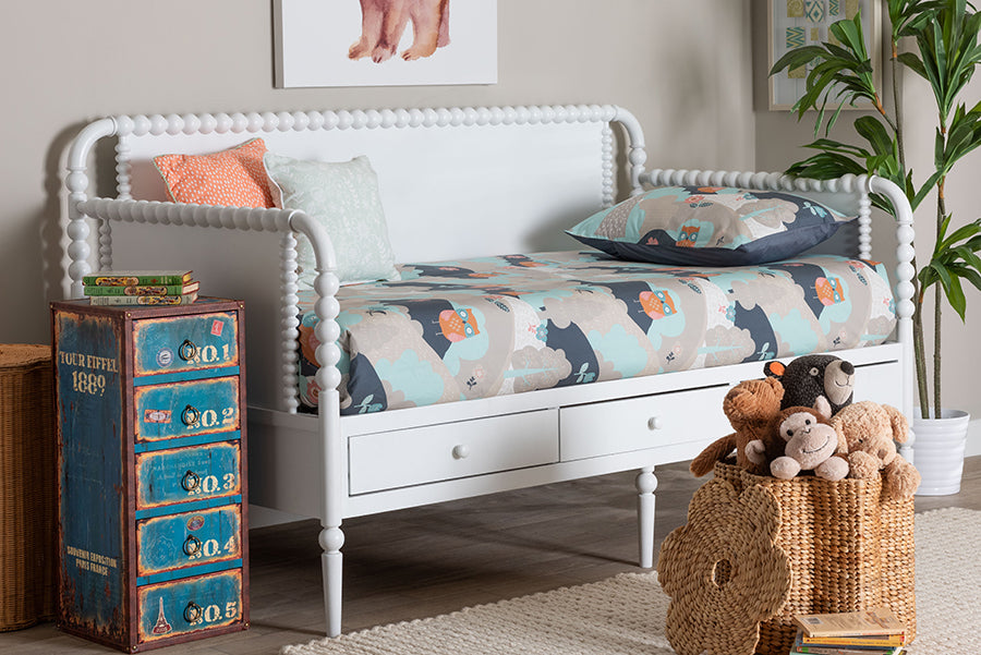Baxton Studio Lucera 3-Drawer Daybed with Bobbin Frame, Twin, White