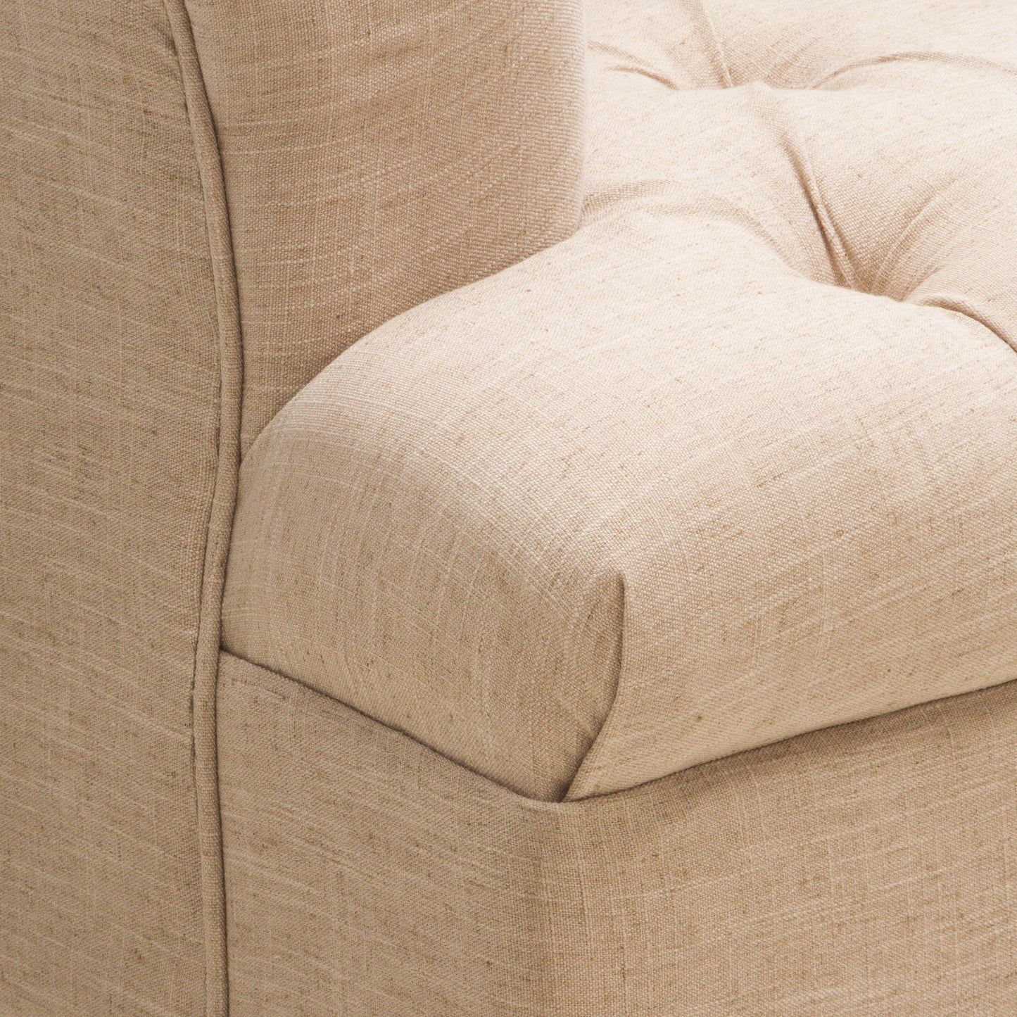 ANATASIA TUFTED CHAIR FredCo