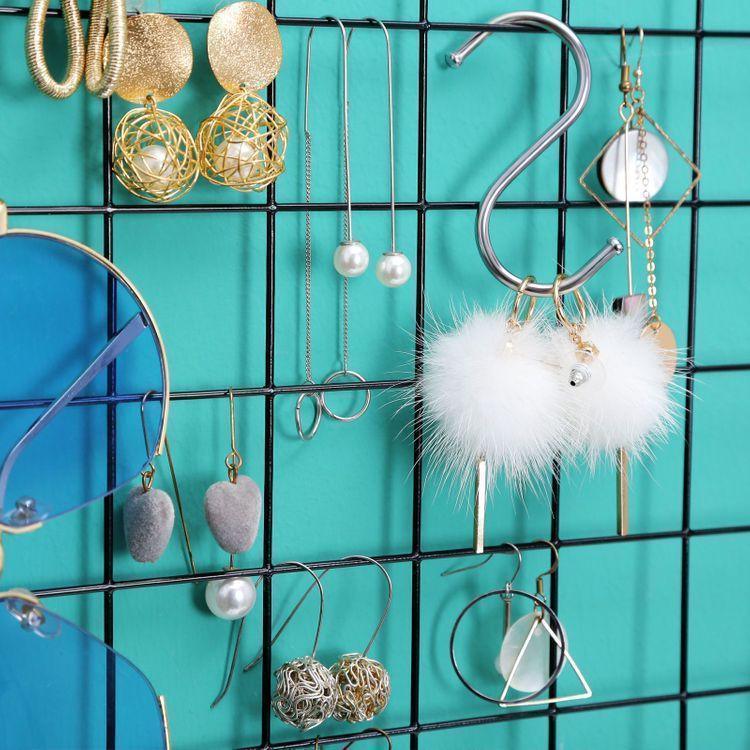 2 Grid Photo Wall FredCo