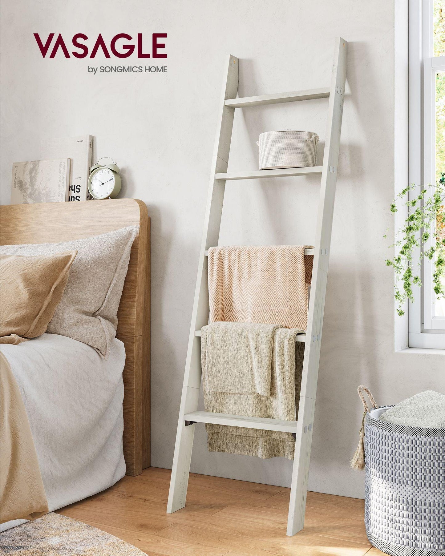 5-Tier Blanket Ladder Shelf Vintage White FredCo