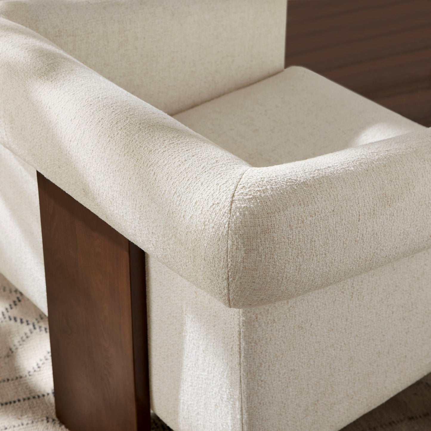 Halbrook Linen Blend Tripod Accent Chair by Modway EEI-7769