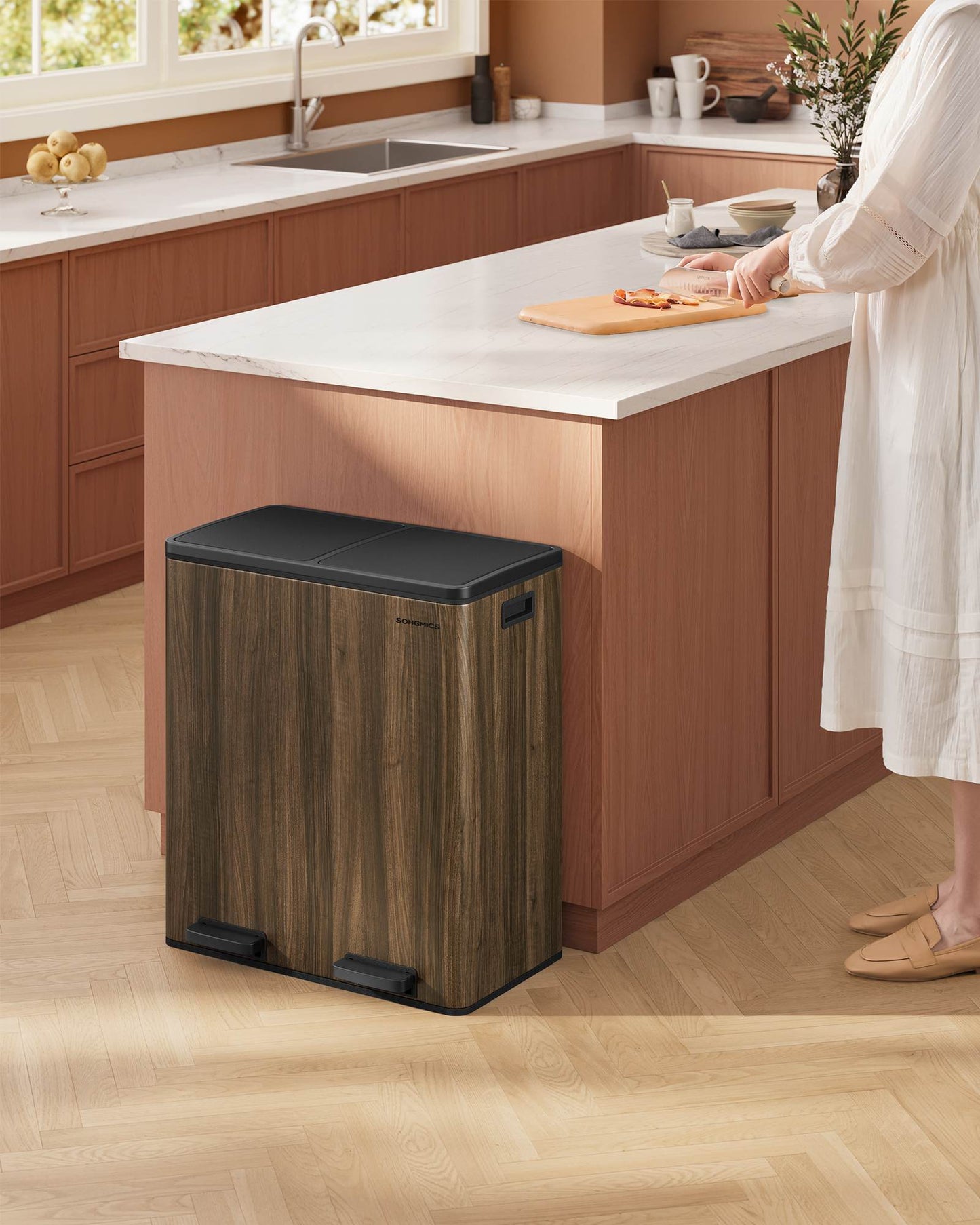 SONGMICS Dual Compartment Kitchen Trash Can with Airtight Hinged Lids – Dark Walnut