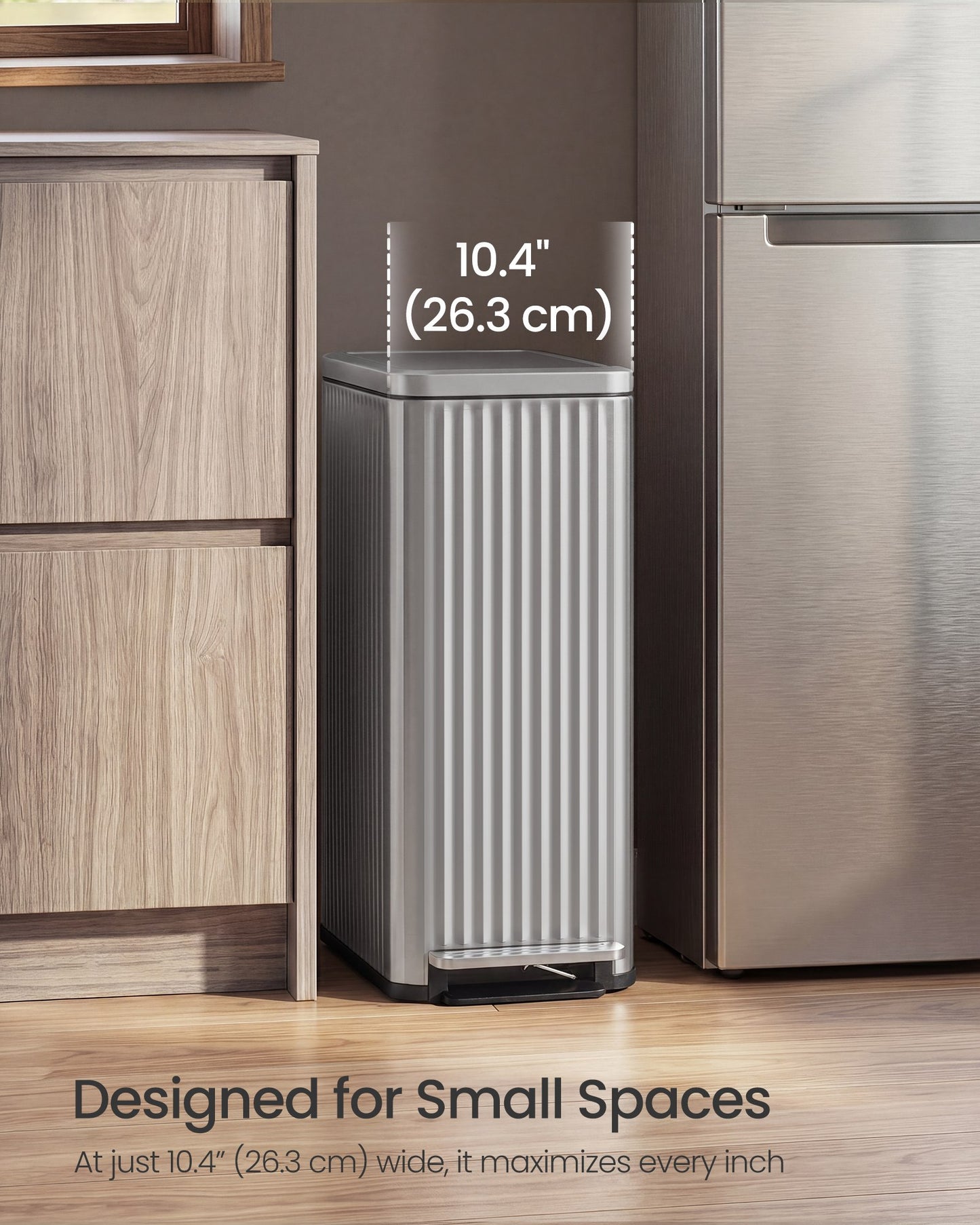 SONGMICS Slim Stainless Steel Trash Can with Lid – Metallic Silver