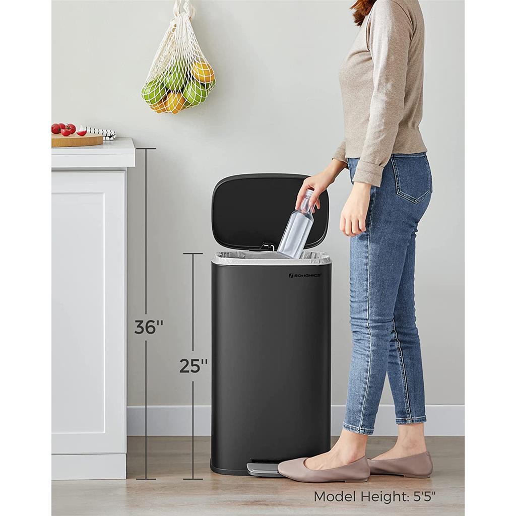 8 Gallon Black Trash Can with Lid FredCo