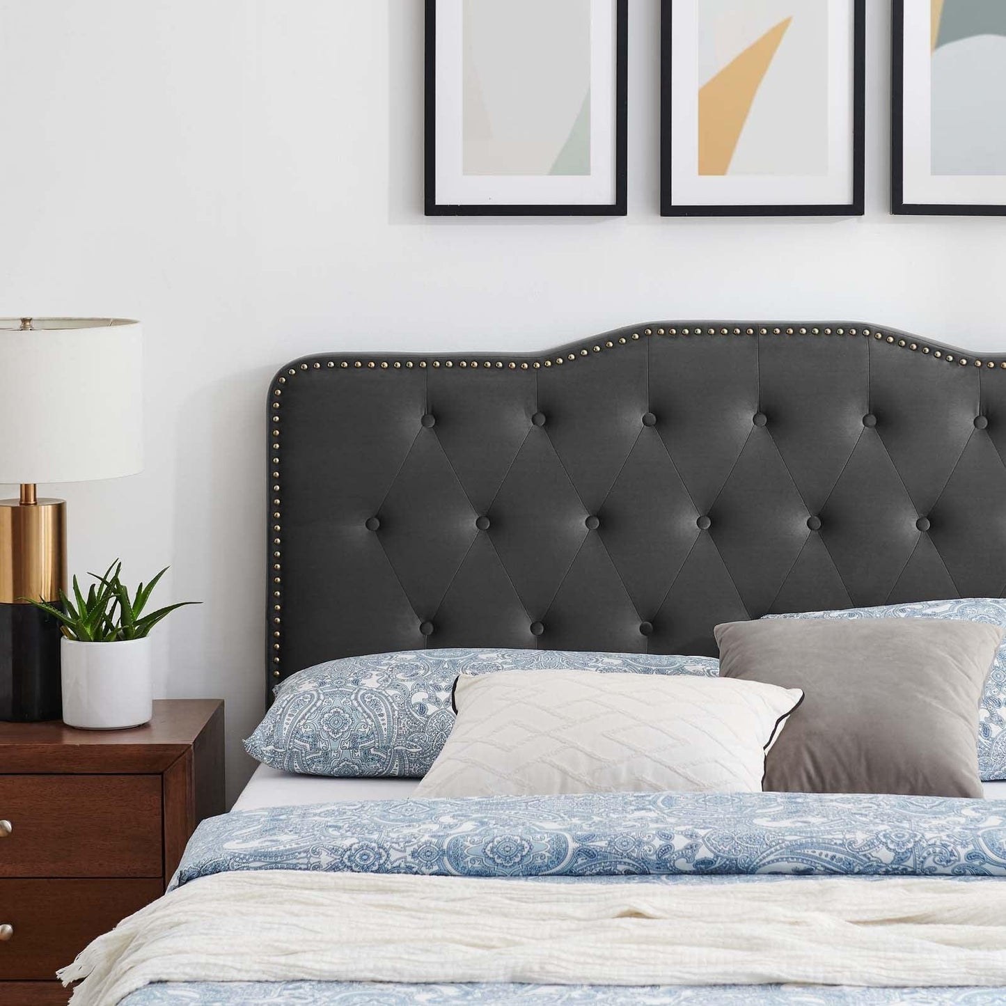 Amber Performance Velvet Twin Platform Bed, MOD-6779 FredCo