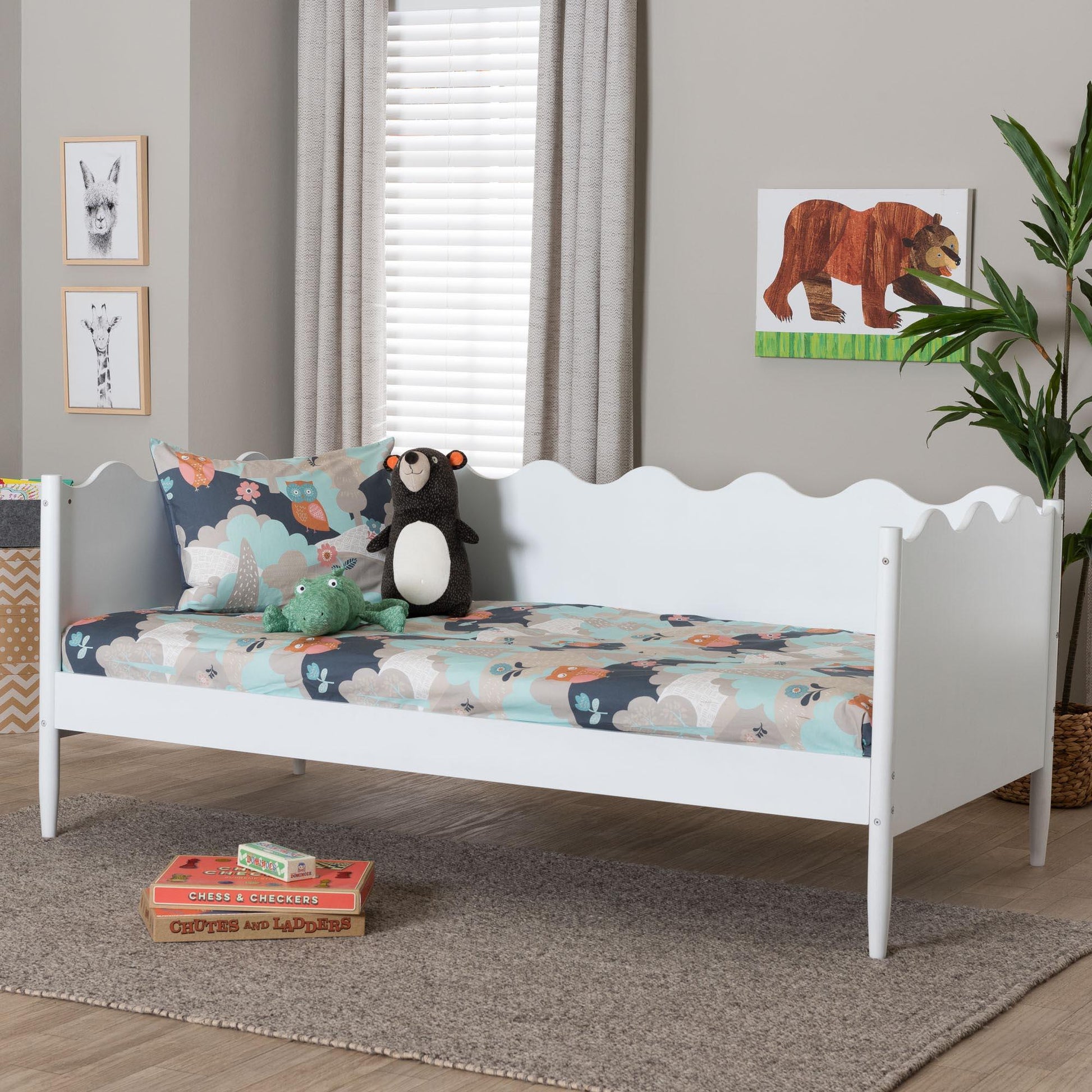 Baxton Studio Malaya Modern White Wood Twin Daybed with Scalloped Edges FredCo