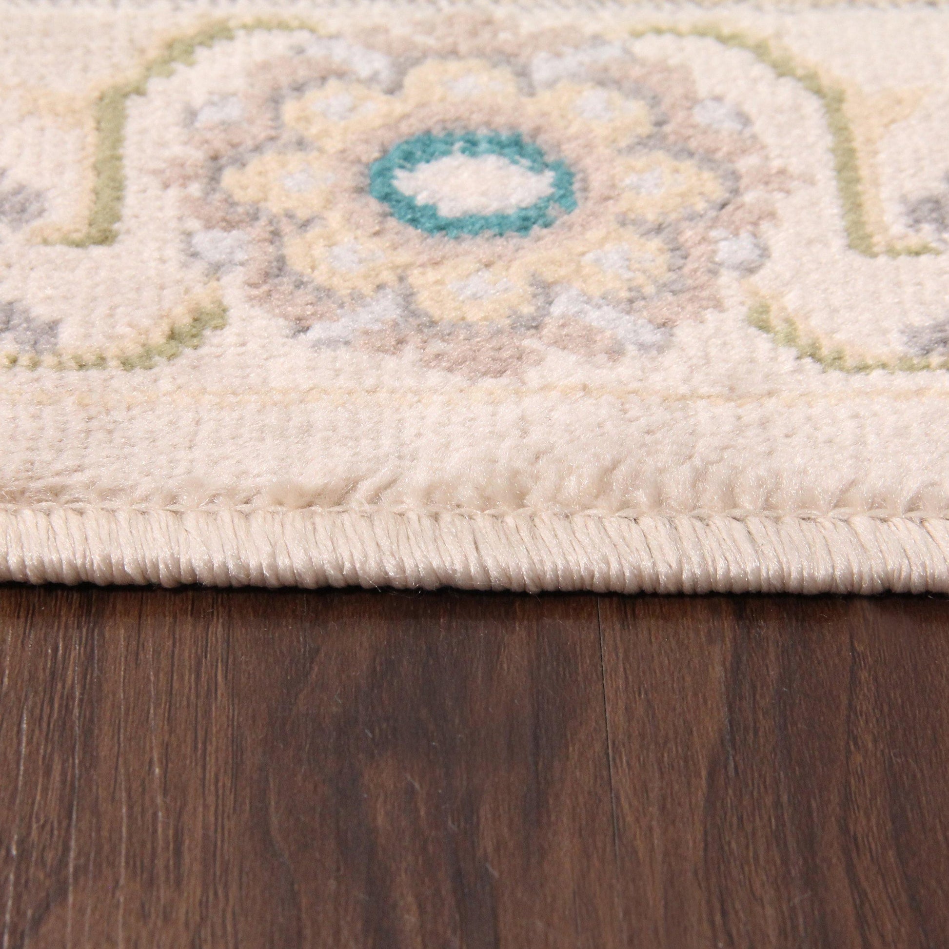 Edeline Medallion Oriental Indoor Area Rug by Superior FredCo