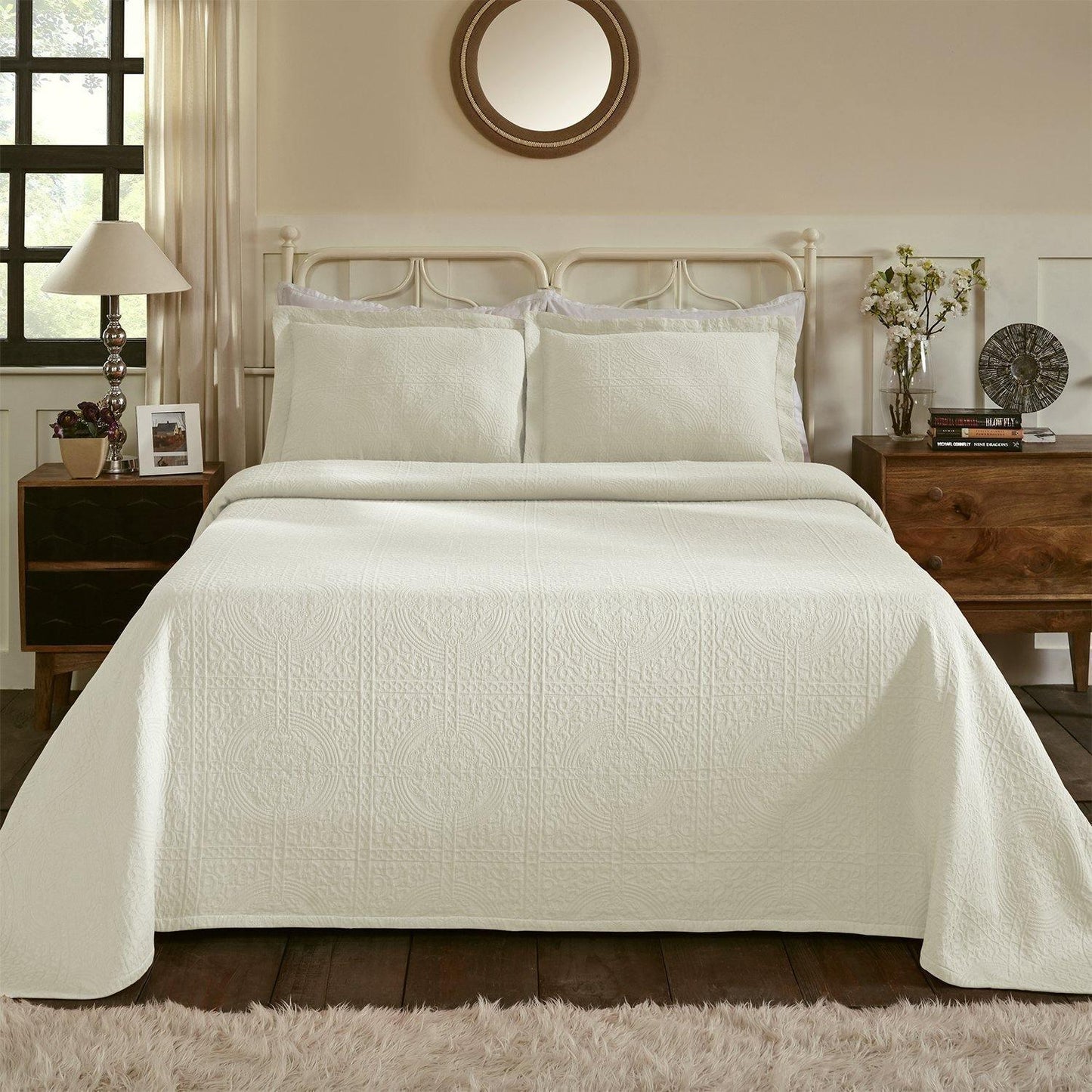 Fleur De Lis 100% Cotton Jacquard Matelassé Bedspread Set FredCo