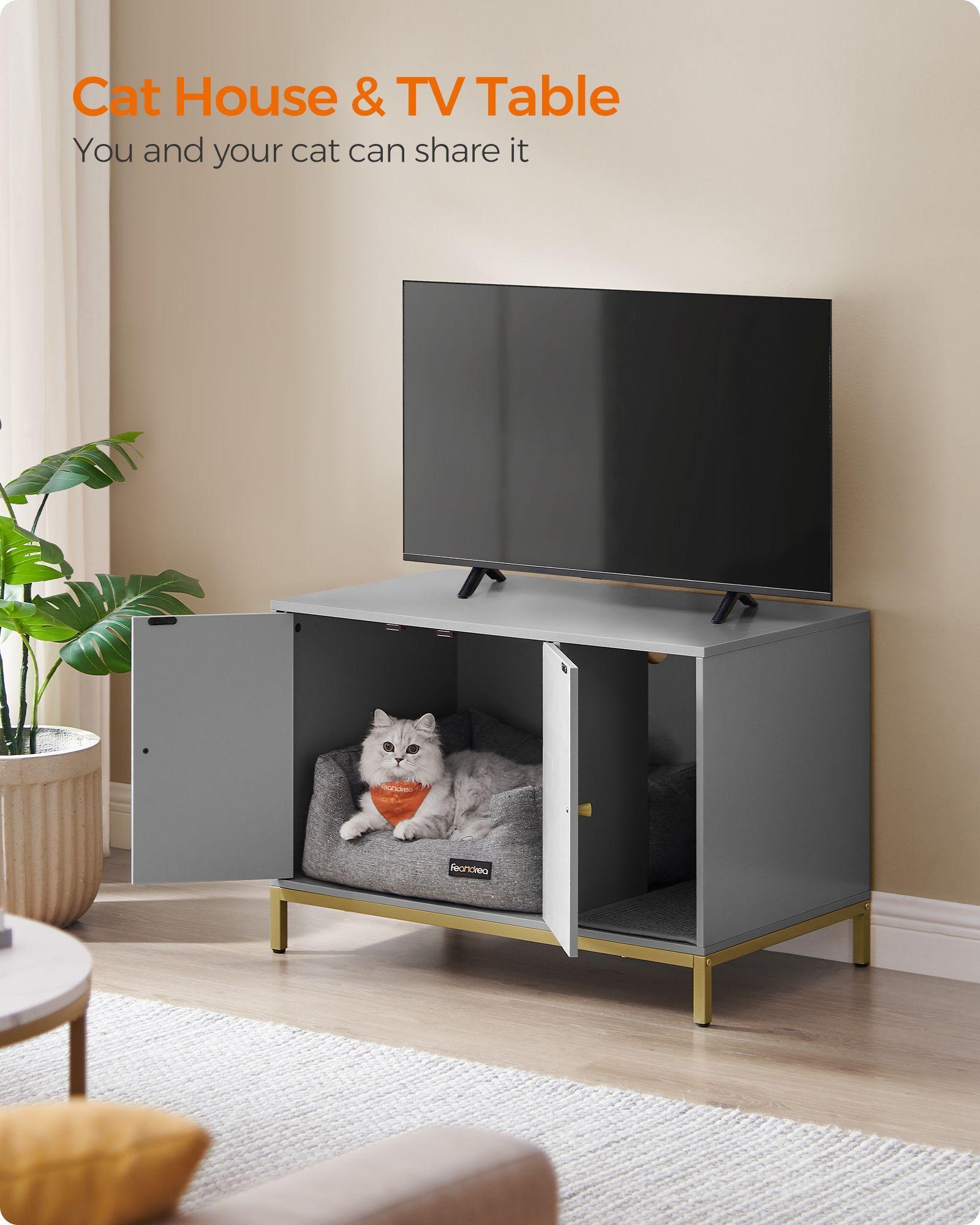 Litter Box Enclosure with Scratching Mat and Legs FredCo
