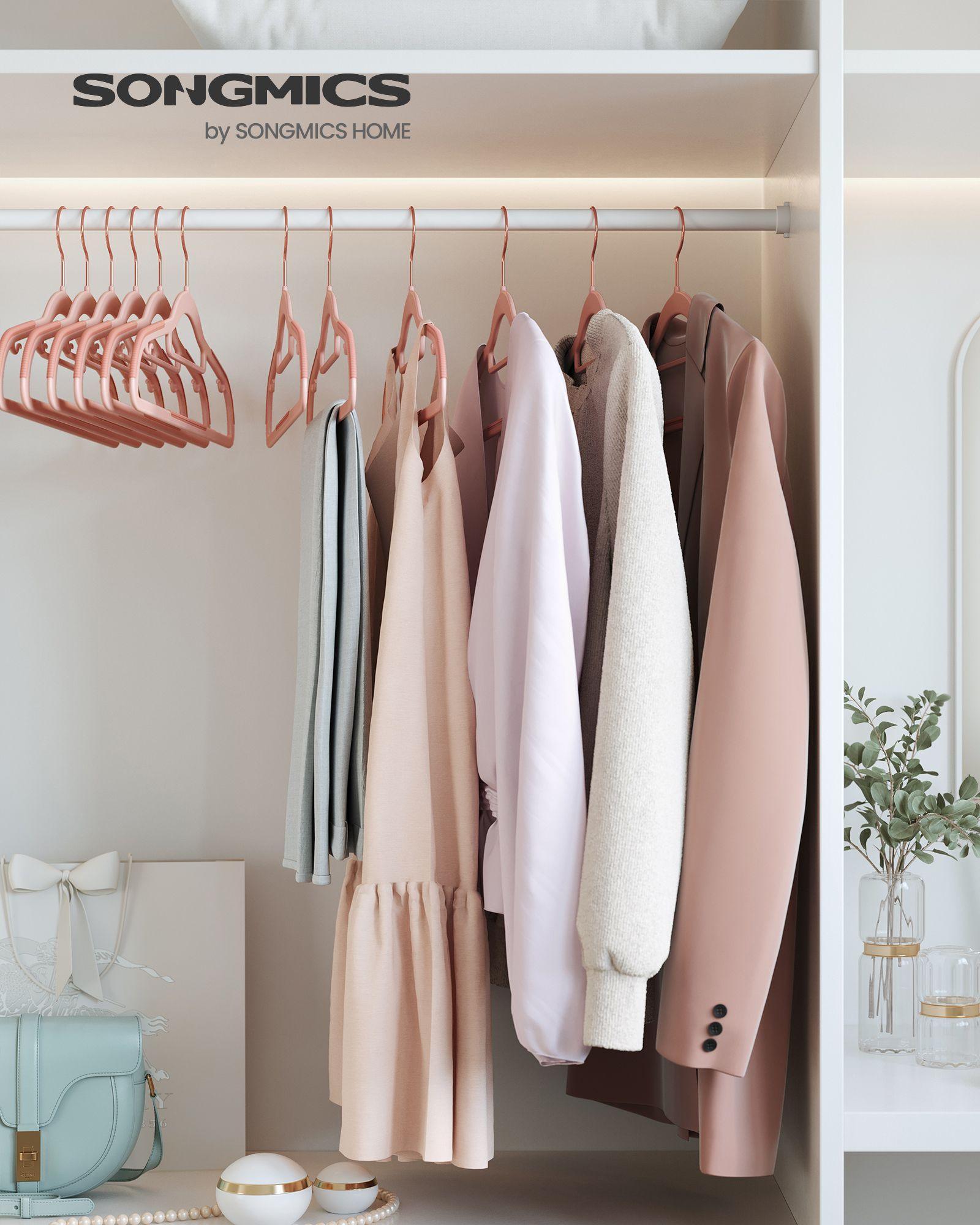 Pack of 50 Non-Slip Coat Hangers with360° Swivel Hook FredCo